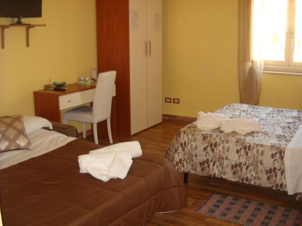 Rome's Holidays 2* Rom